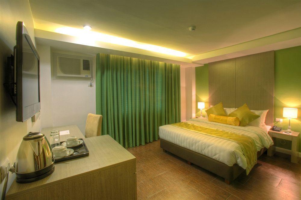 Astoria Greenbelt Makati City Eksteriør bilde